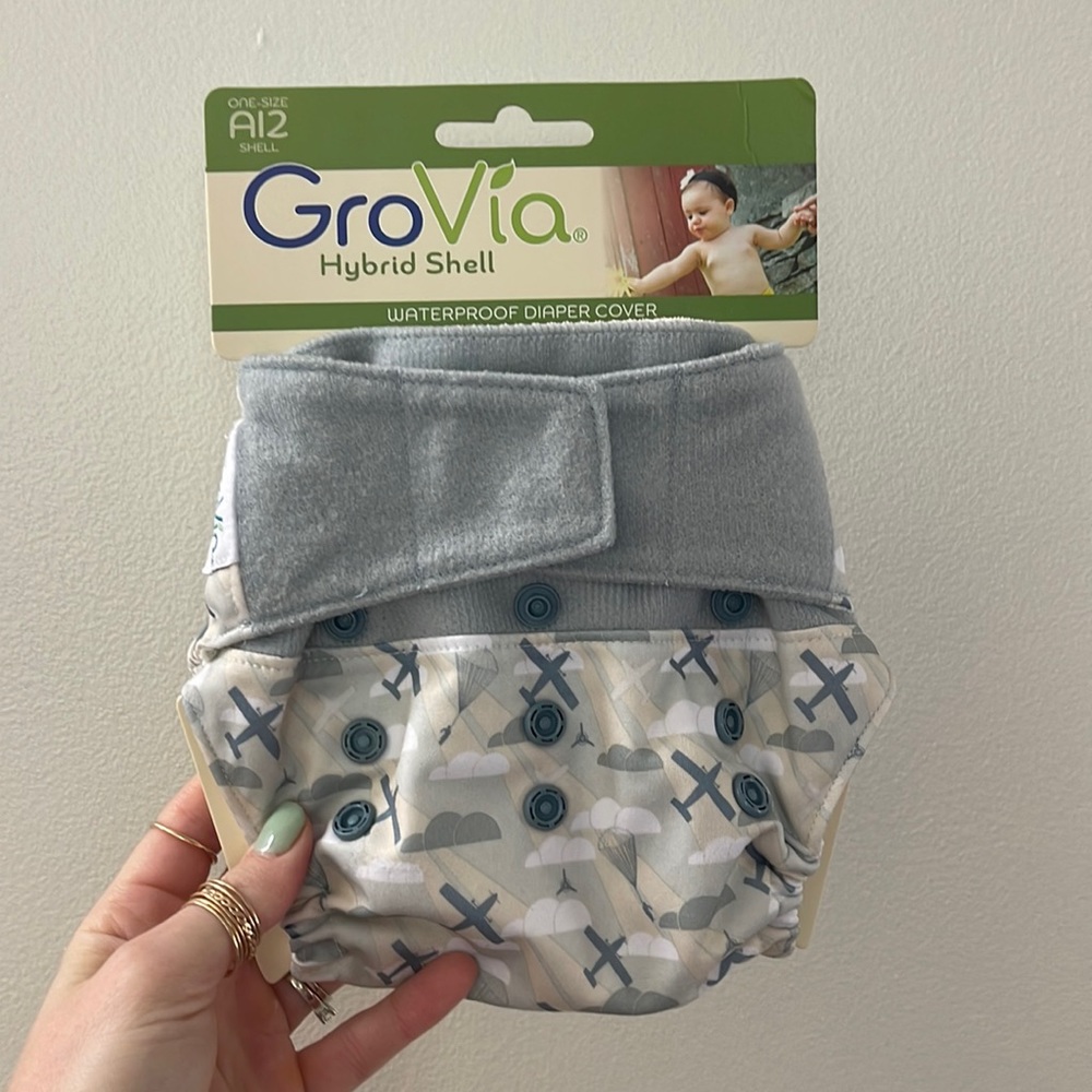 Grovia Hybrid Cloth Diaper Shell (color: “Maverick”)